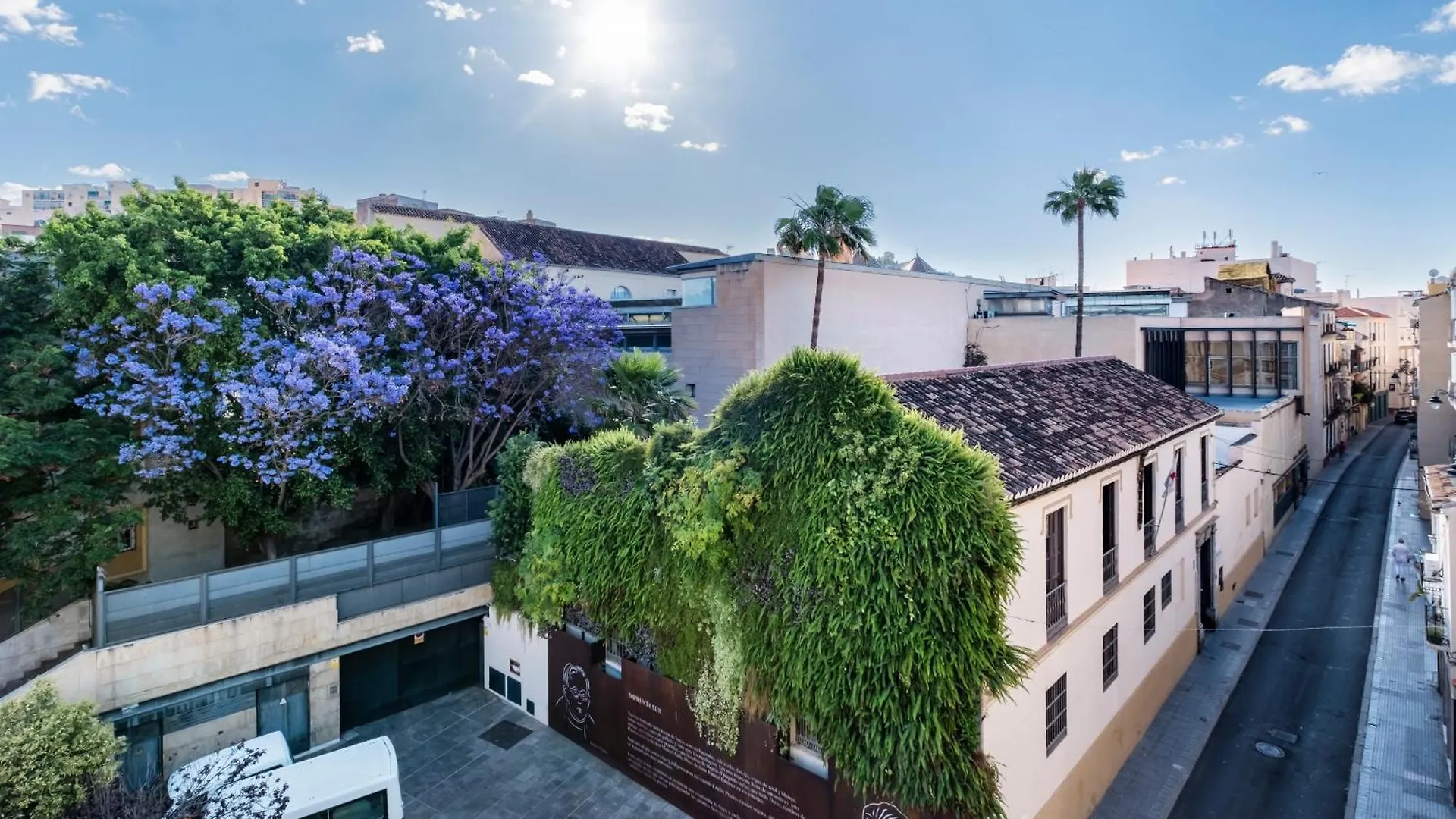Amazing 2-Bedroom Apartment With Free Parking Malaga 0*,  Spain