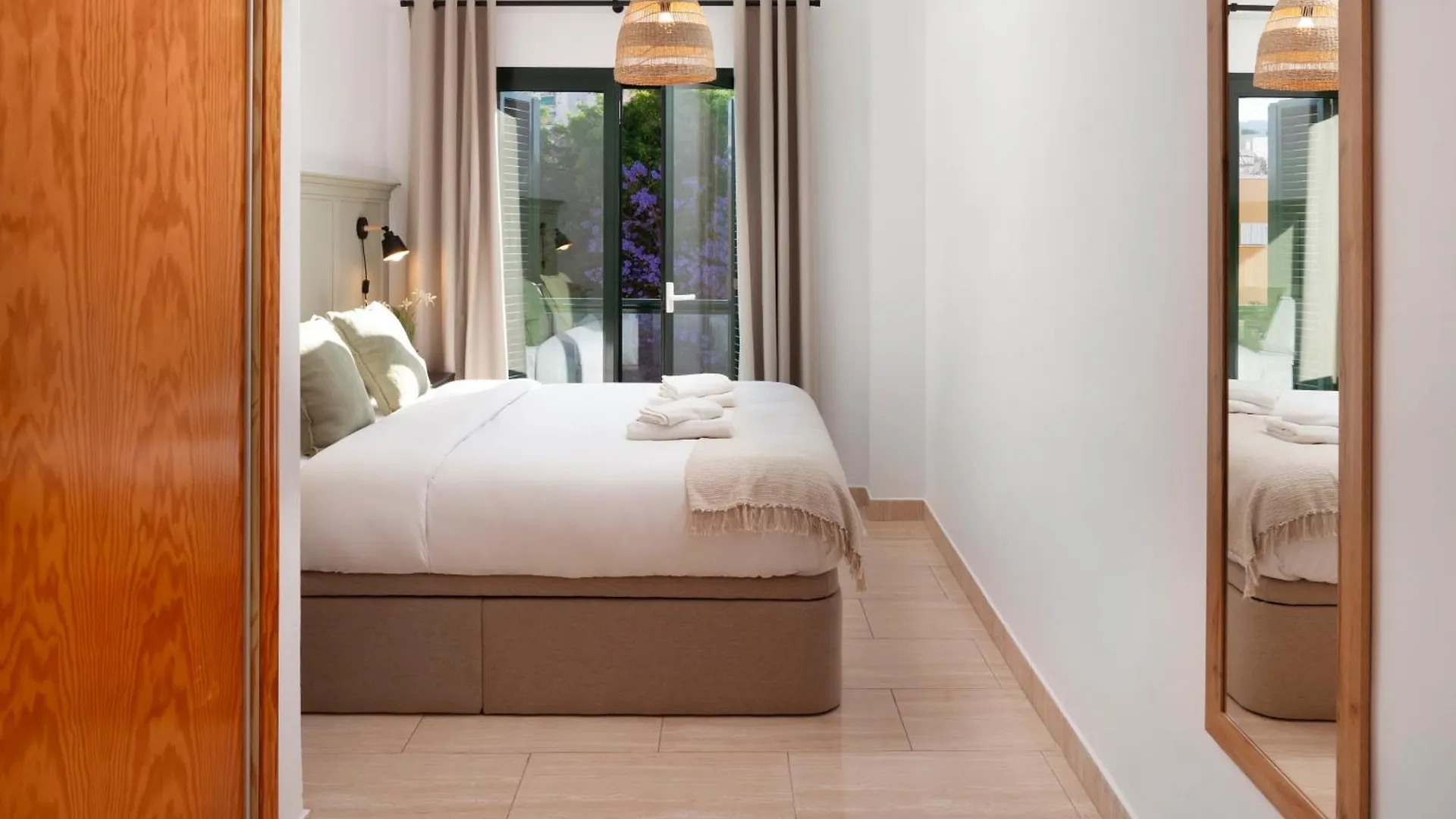 Amazing 2-Bedroom Apartment With Free Parking Malaga