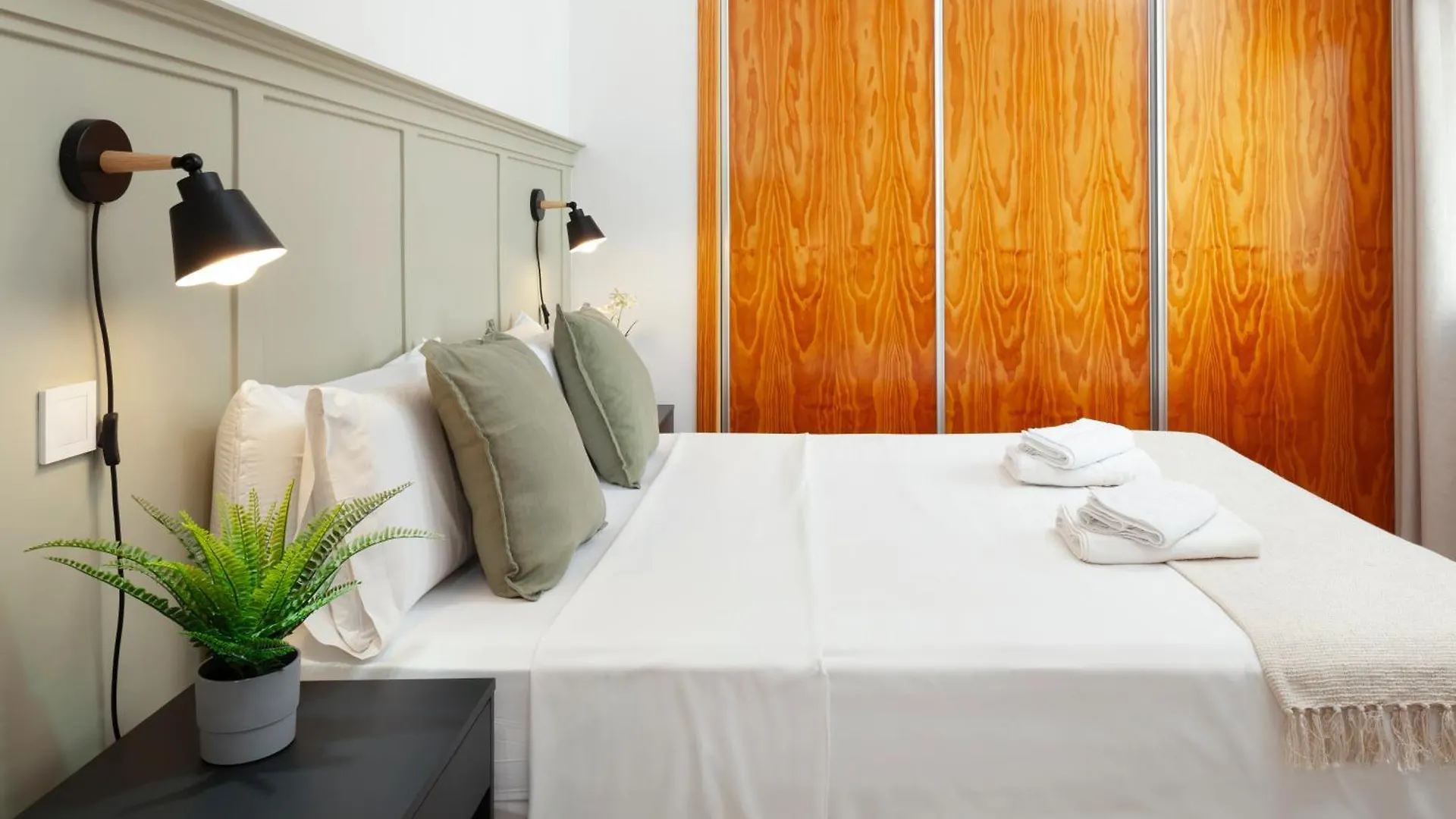 Amazing 2-Bedroom Apartment With Free Parking Malaga Spain